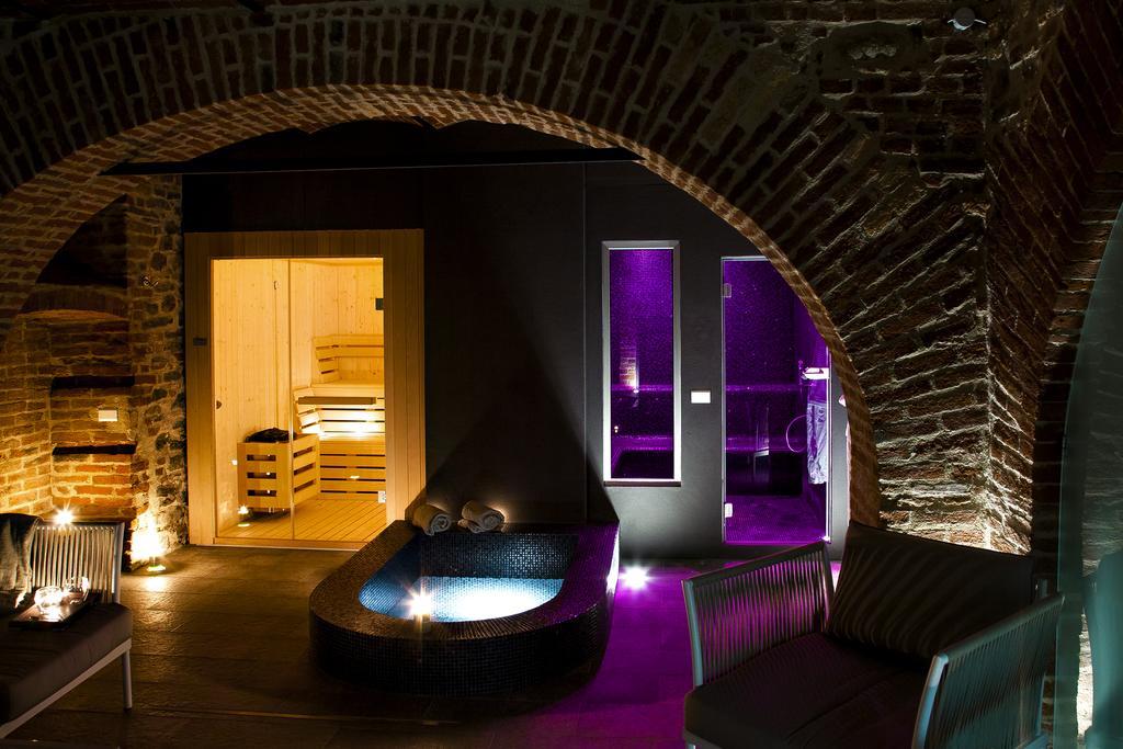 Reva Resort Monforte D'Alba Exterior photo
