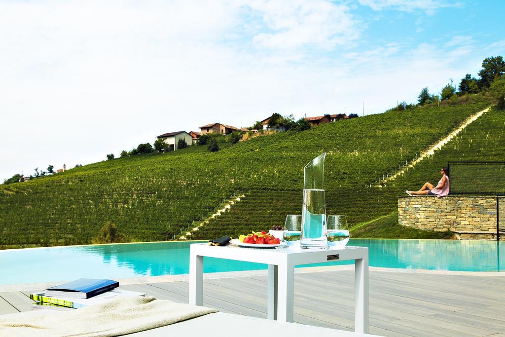 Reva Resort Monforte D'Alba Exterior photo