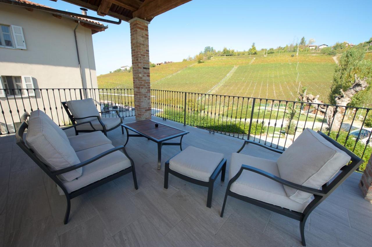 Reva Resort Monforte D'Alba Exterior photo